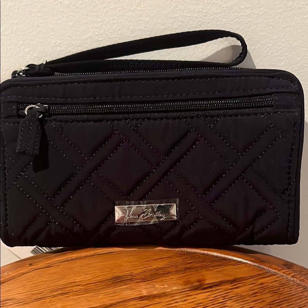 Classic Navy Front Zip Wristlet
